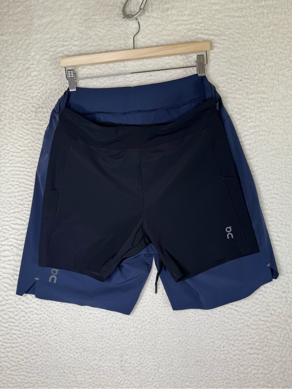 Run On Clouds Hybrid Shorts 2 In 1 w/ Liner Navy Men's Size XL - Picture 8 of 13